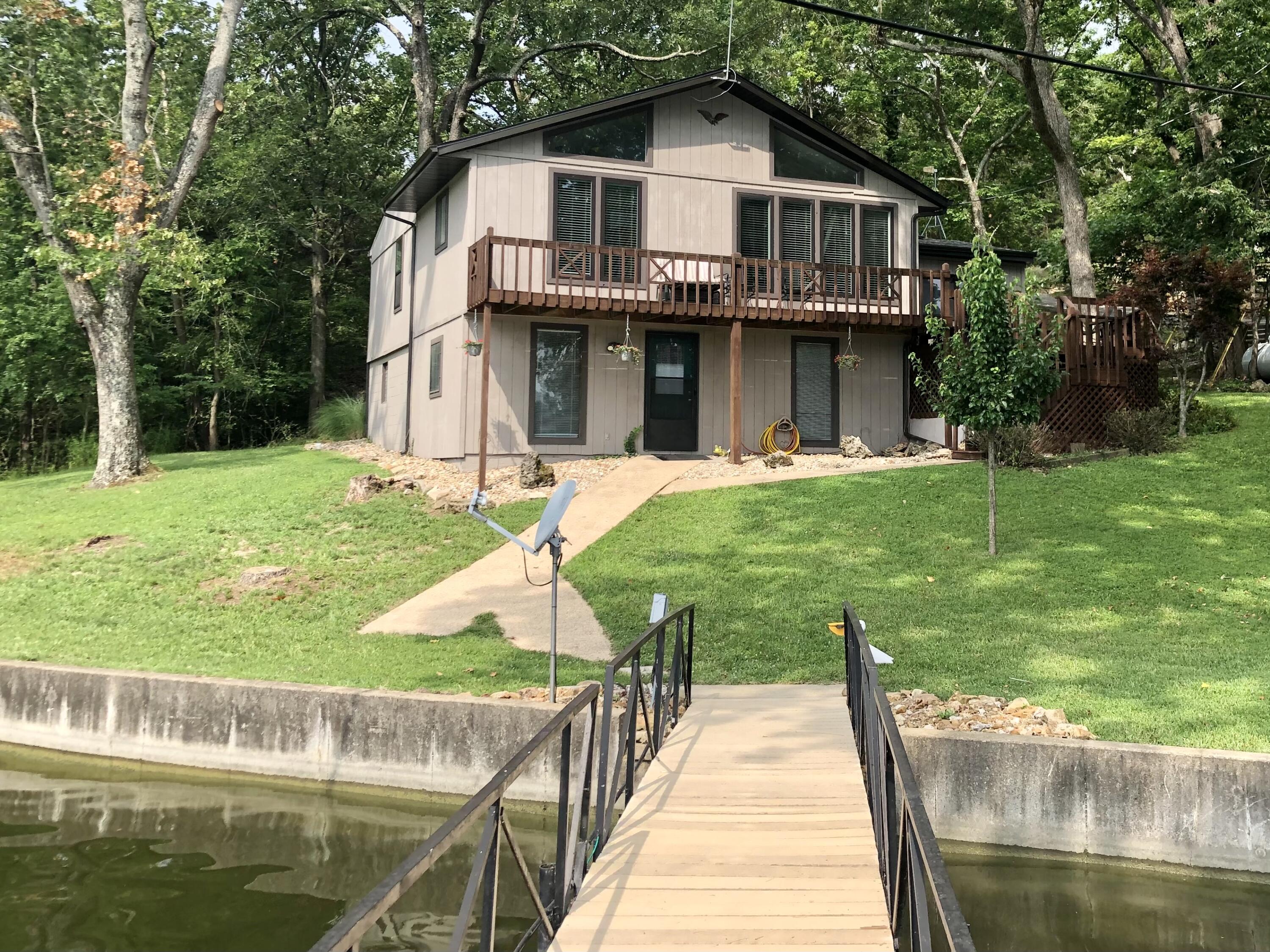 Hidden Risks of Lakeside Living: What Buyers Must Know